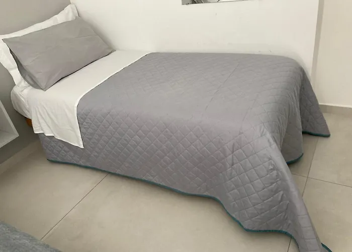 Bed & Breakfast La Finestra Sul Mare 3*